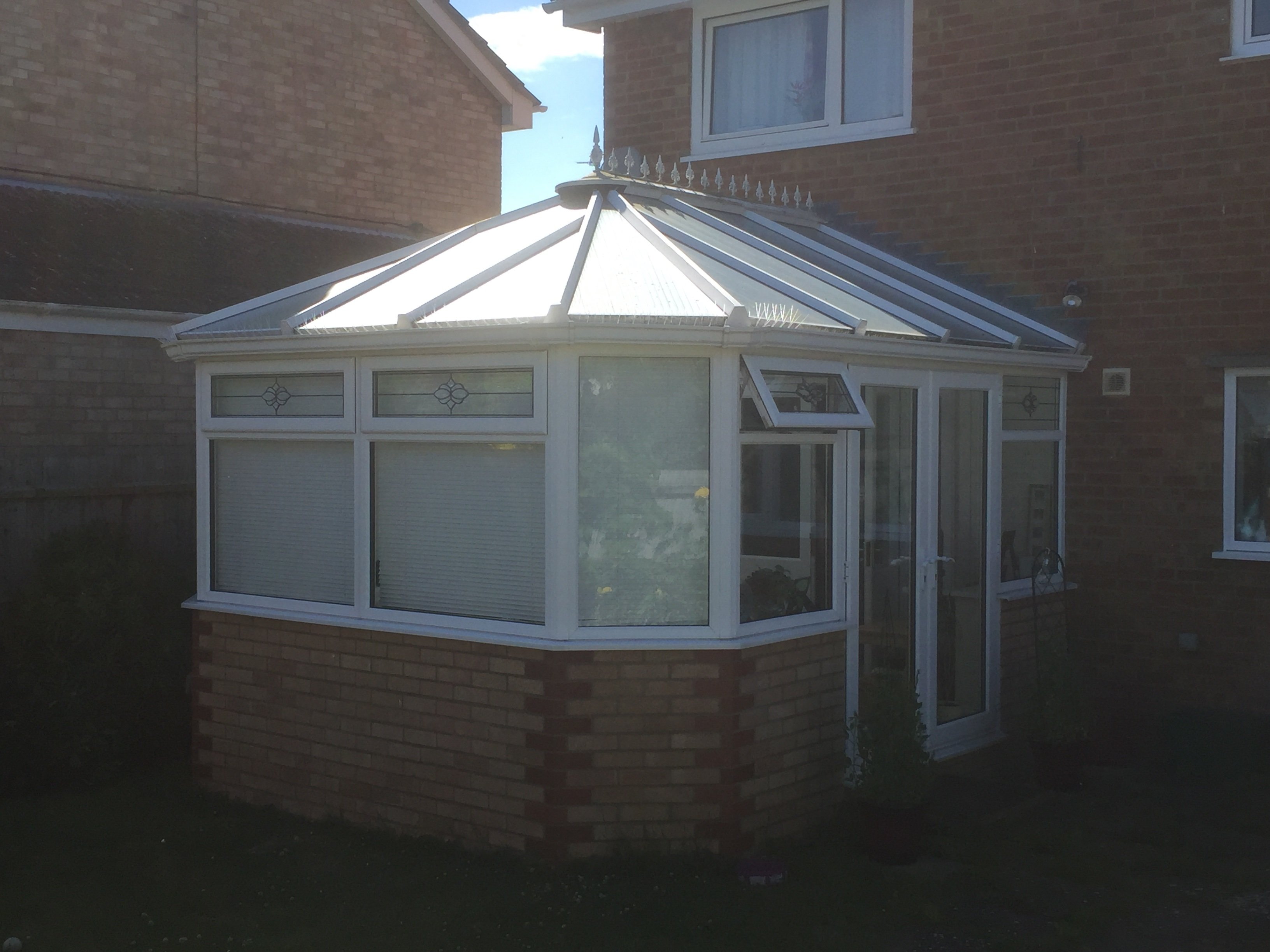 Polycarbonate roof Conservatory before a Conservatory Roof Replacement