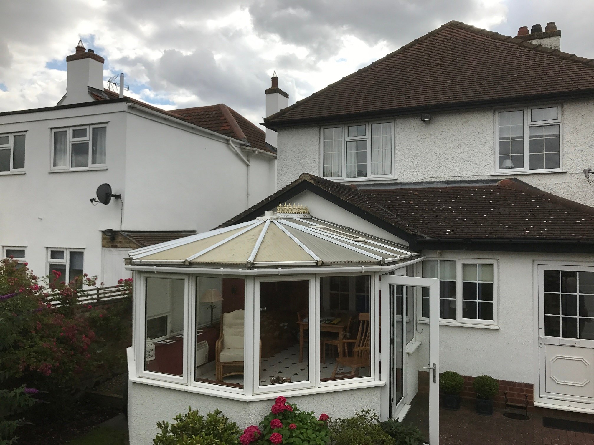 Conservatory in Cambridgeshire before a Guardian Warm Roof Conversion